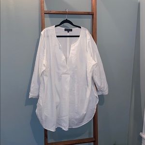 ELOQUII V-neck tunic with stretch